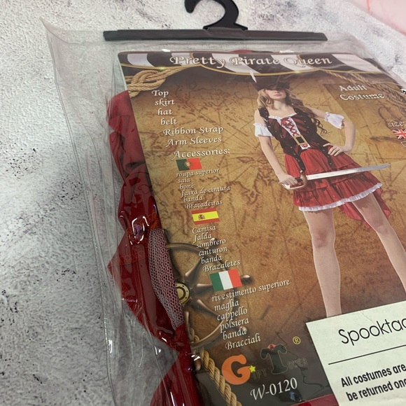 Pretty pirate queen costume - Picture 5 of 7